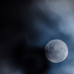 photo-1480947787678-b5676c5a4d18